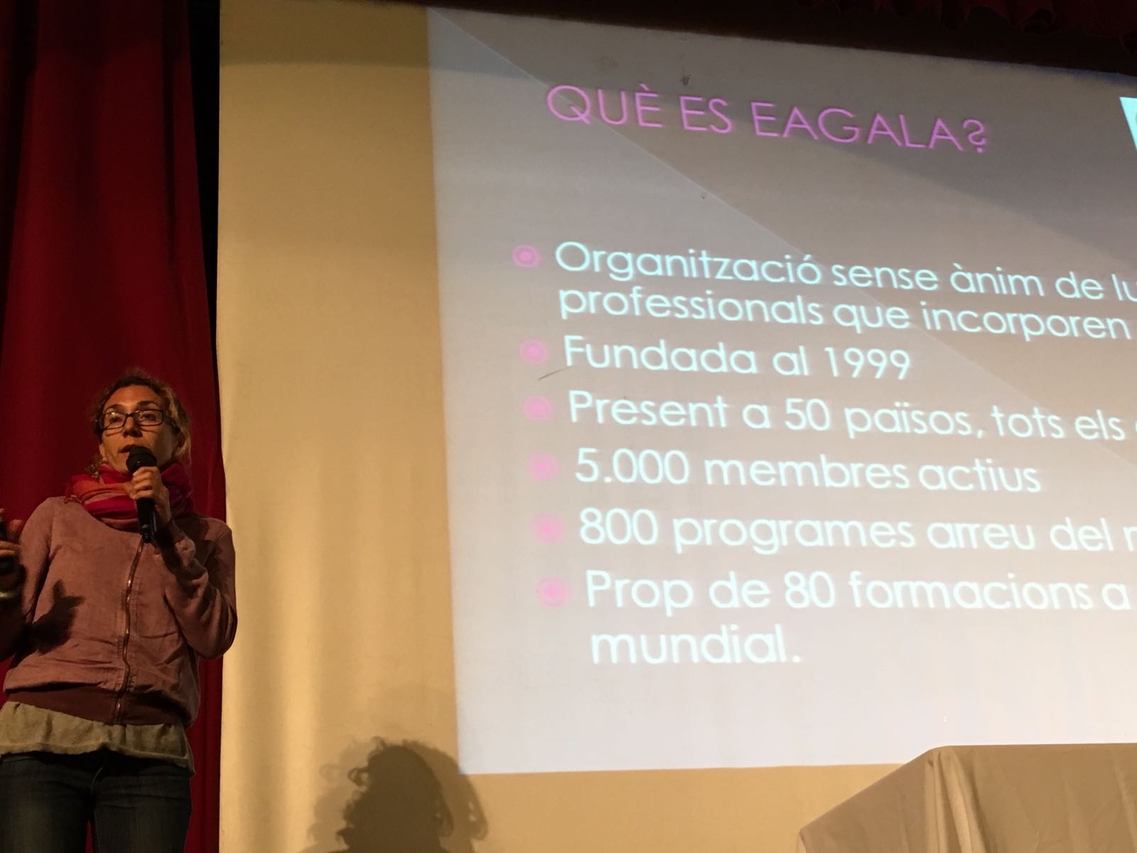 Ponencia EAGALA Ponencia EAGALA